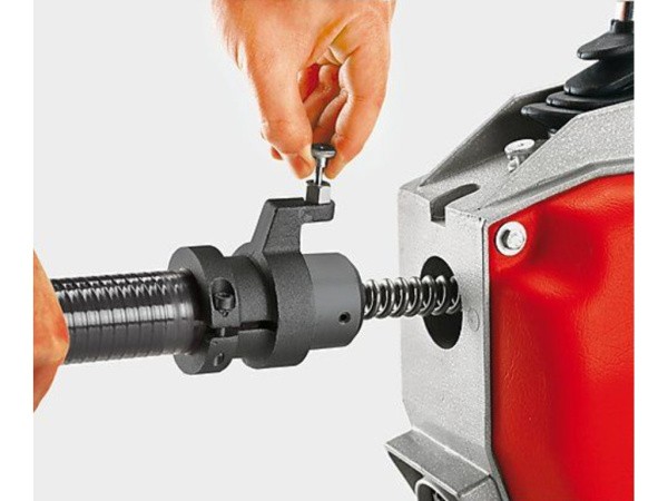 Машина переносная электрическая для прочистки труб R600, 230B в комплекте со шлангом Машина переносная электрическая для прочистки труб R600, 230B в комплекте со шлангом