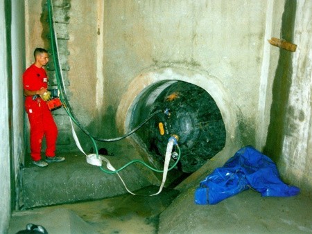 Пневматическое заглушающее перекрытие LAMPE для нефт., 400-1000 мм., применение Пневматическое заглушающее перекрытие LAMPE для нефт., 400-1000 мм., применение