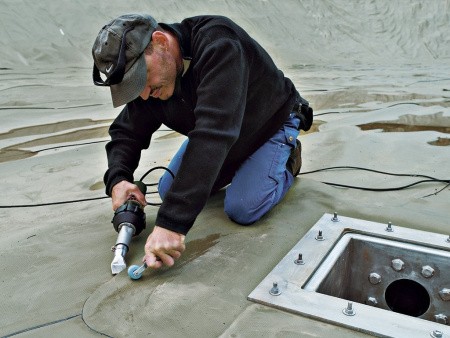 Ручной аппарат горячего воздуха TRIAC AT- сварка стыков при гидростроительстве Ручной аппарат горячего воздуха TRIAC AT- сварка стыков при гидростроительстве